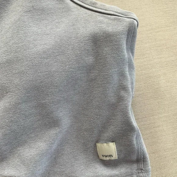 Vuori Elevation Racerback tank small - Picture 6 of 7